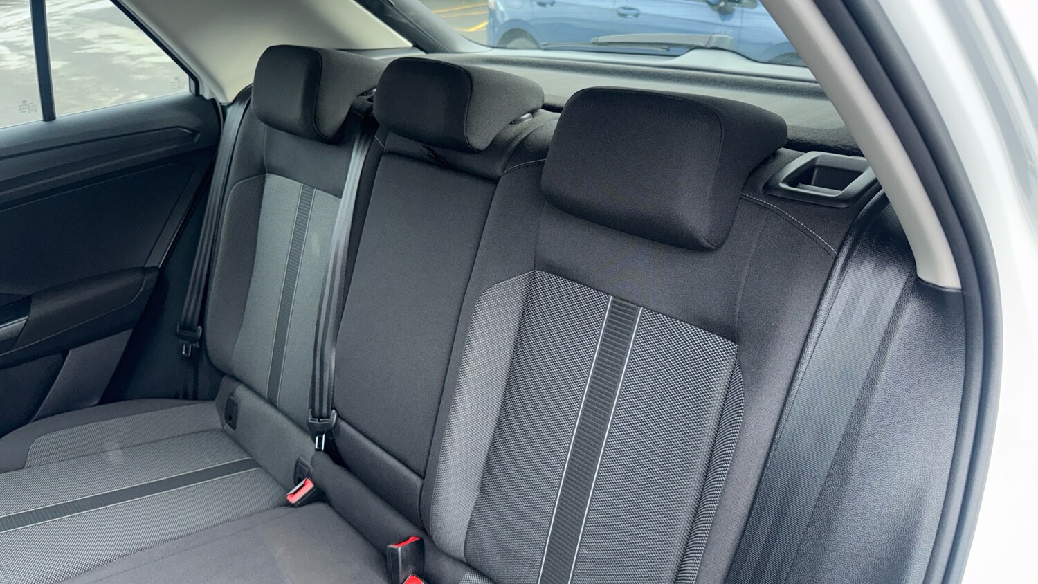 Used Volkswagen T-Roc 2023 for sale - 77917102: Photo 16