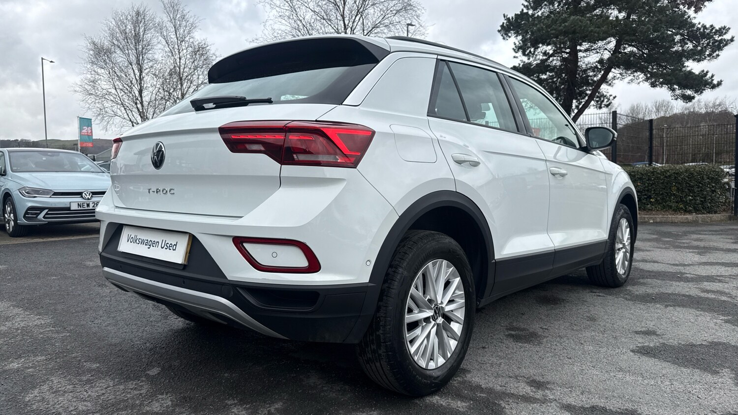 Used Volkswagen T-Roc 2023 for sale - 77917102: Photo 24