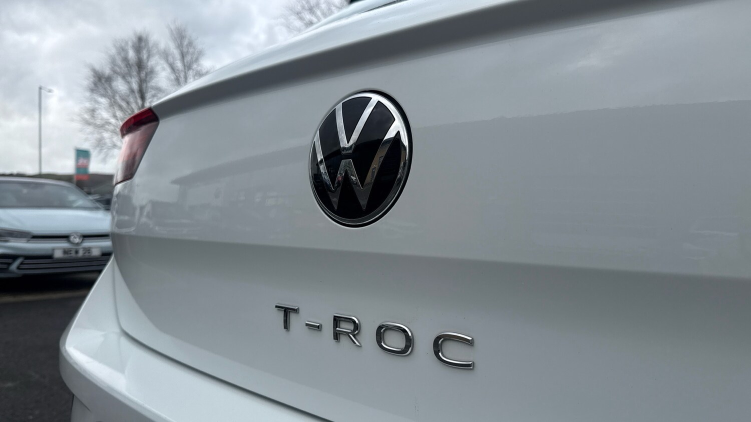 Used Volkswagen T-Roc 2023 for sale - 77917102: Photo 25