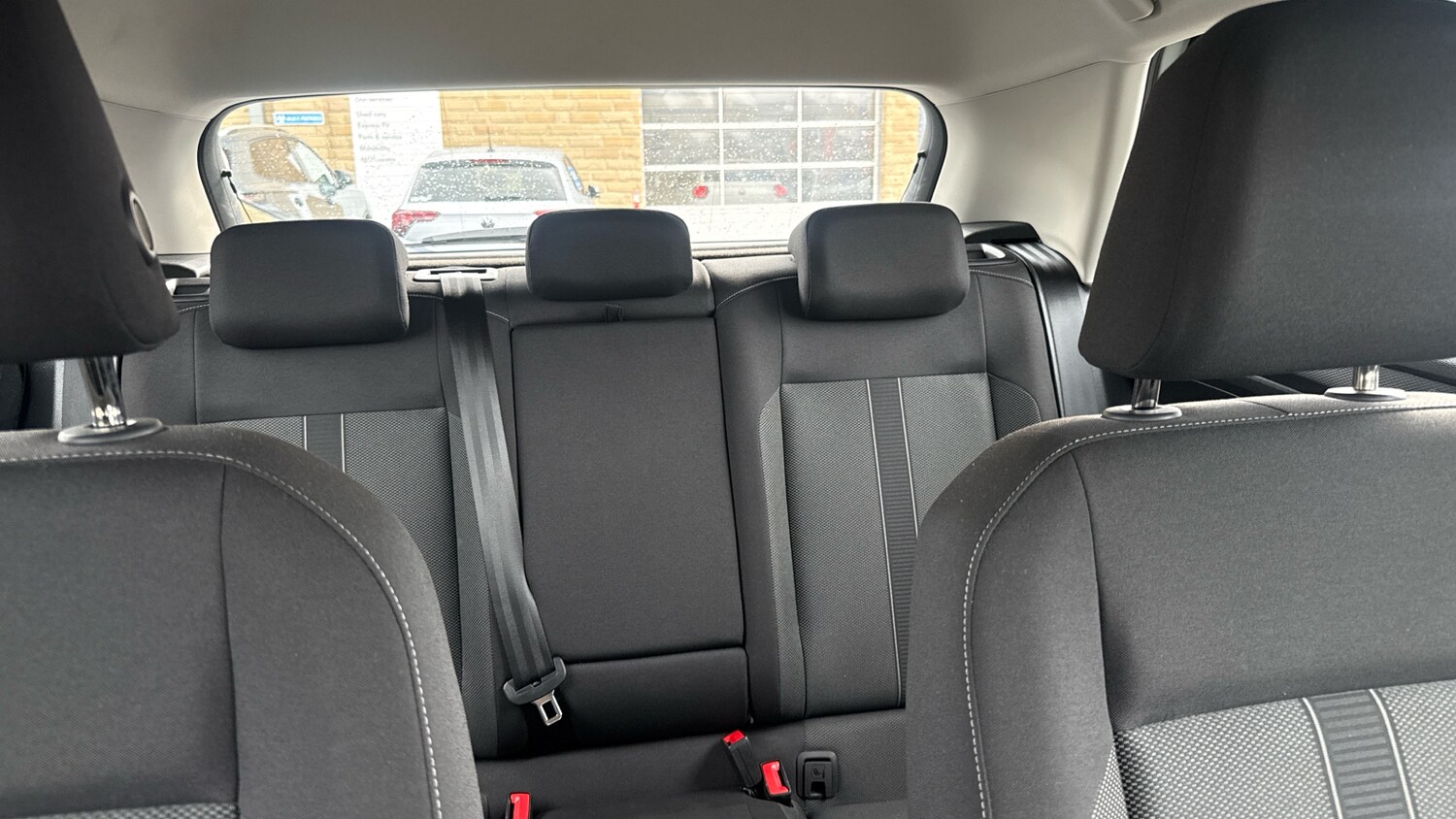 Used Volkswagen T-Roc 2023 for sale - 77917102: Photo 42