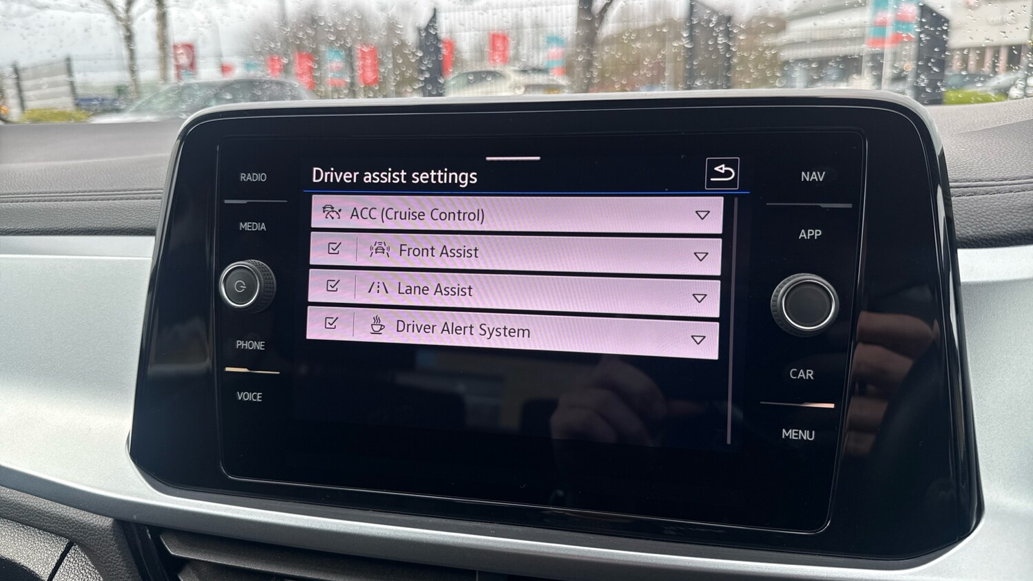 Used Volkswagen T-Roc 2023 for sale - 77917102: Photo 45