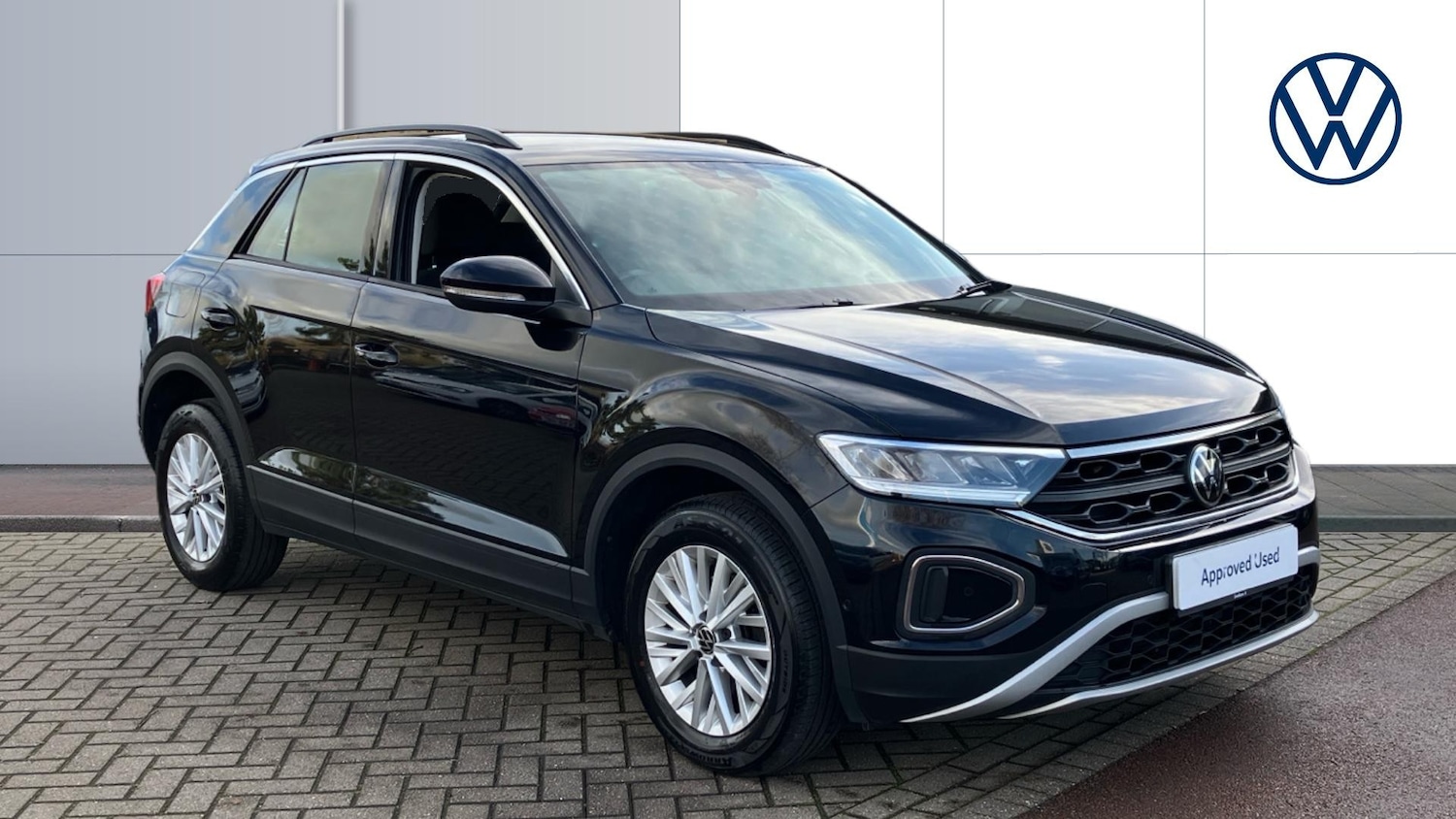 Used Volkswagen T-Roc 2022 for sale - 76971843: Photo 1
