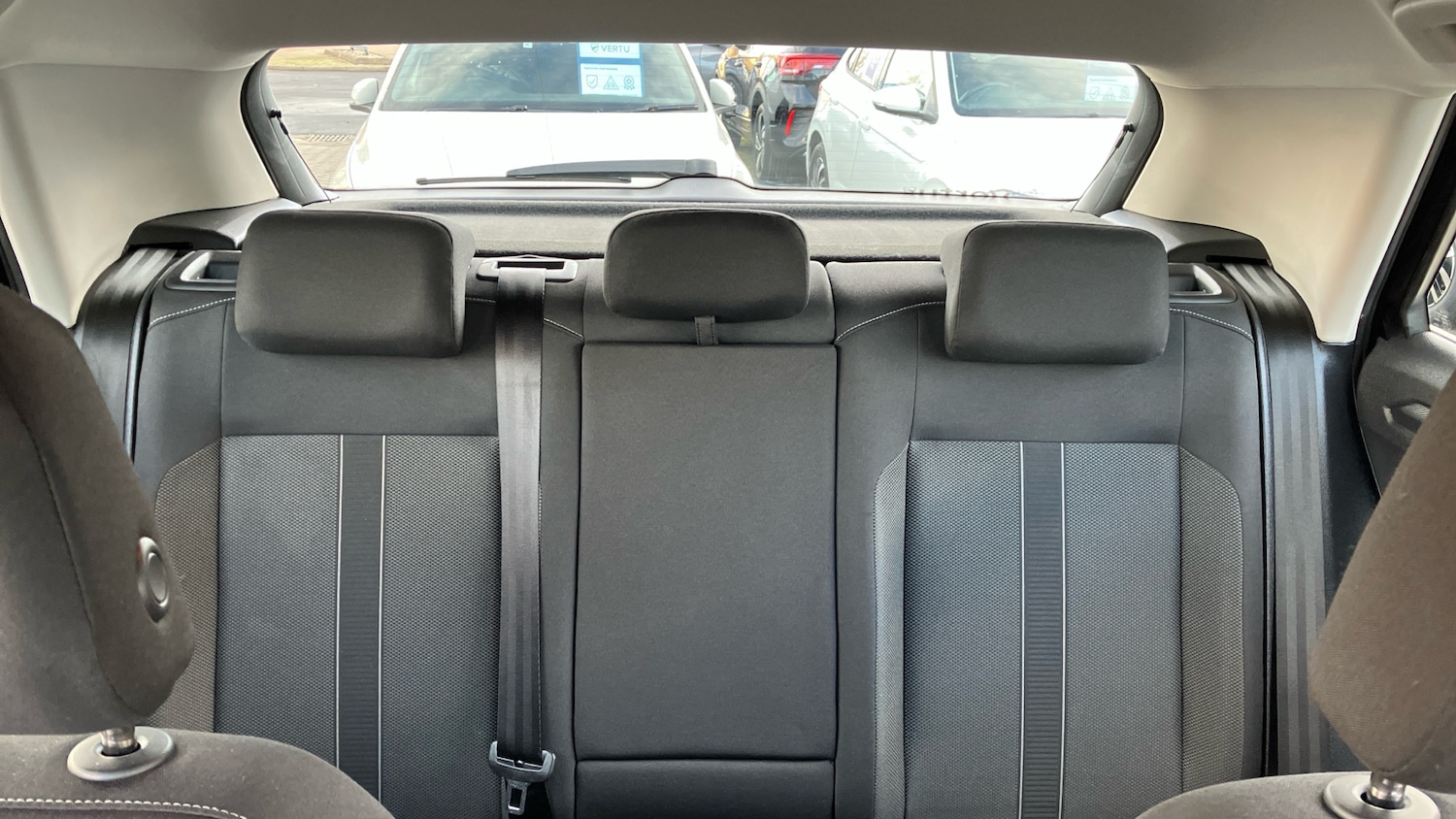 Used Volkswagen T-Roc 2022 for sale - 76971843: Photo 16