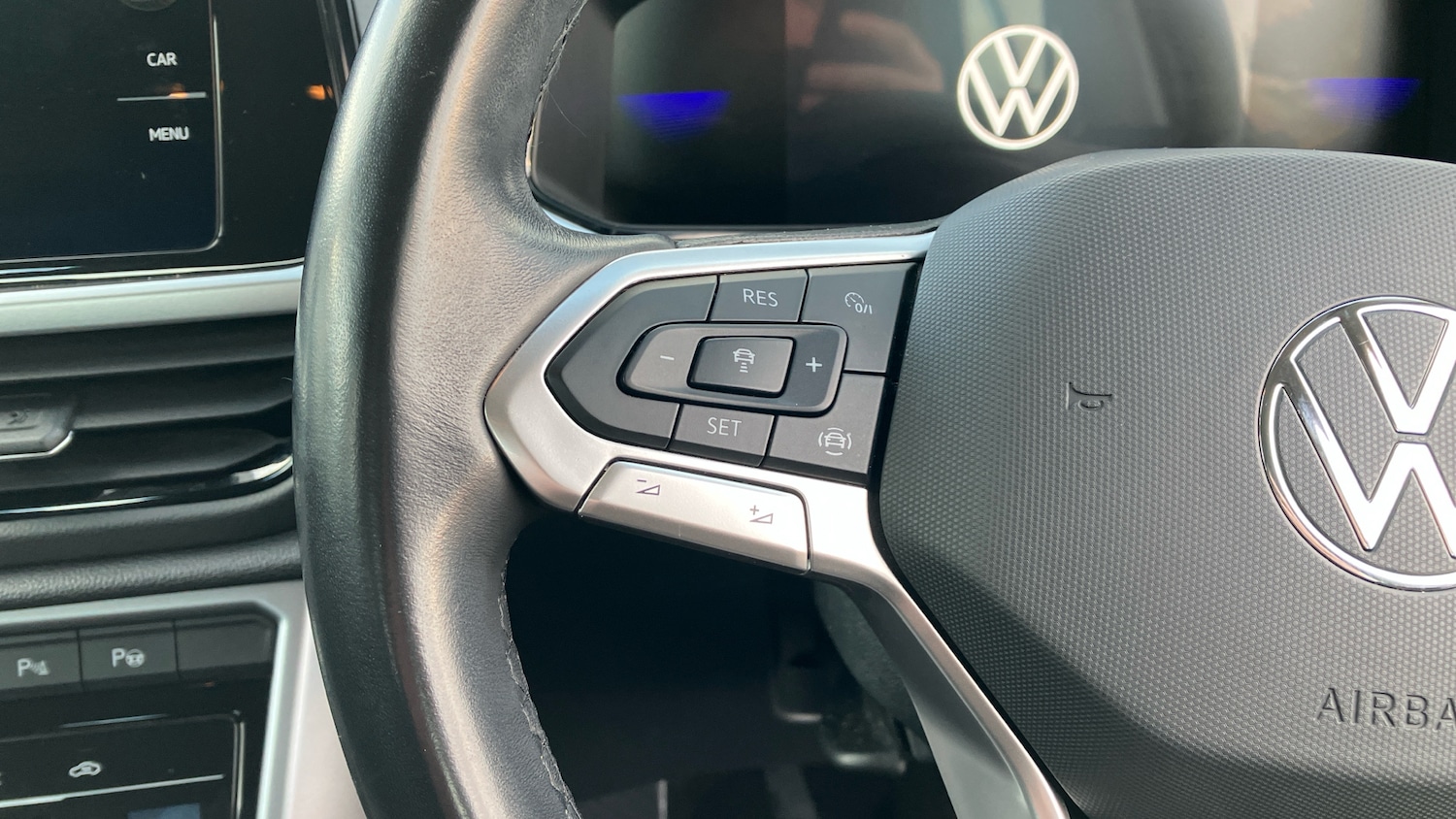 Used Volkswagen T-Roc 2022 for sale - 76971843: Photo 17