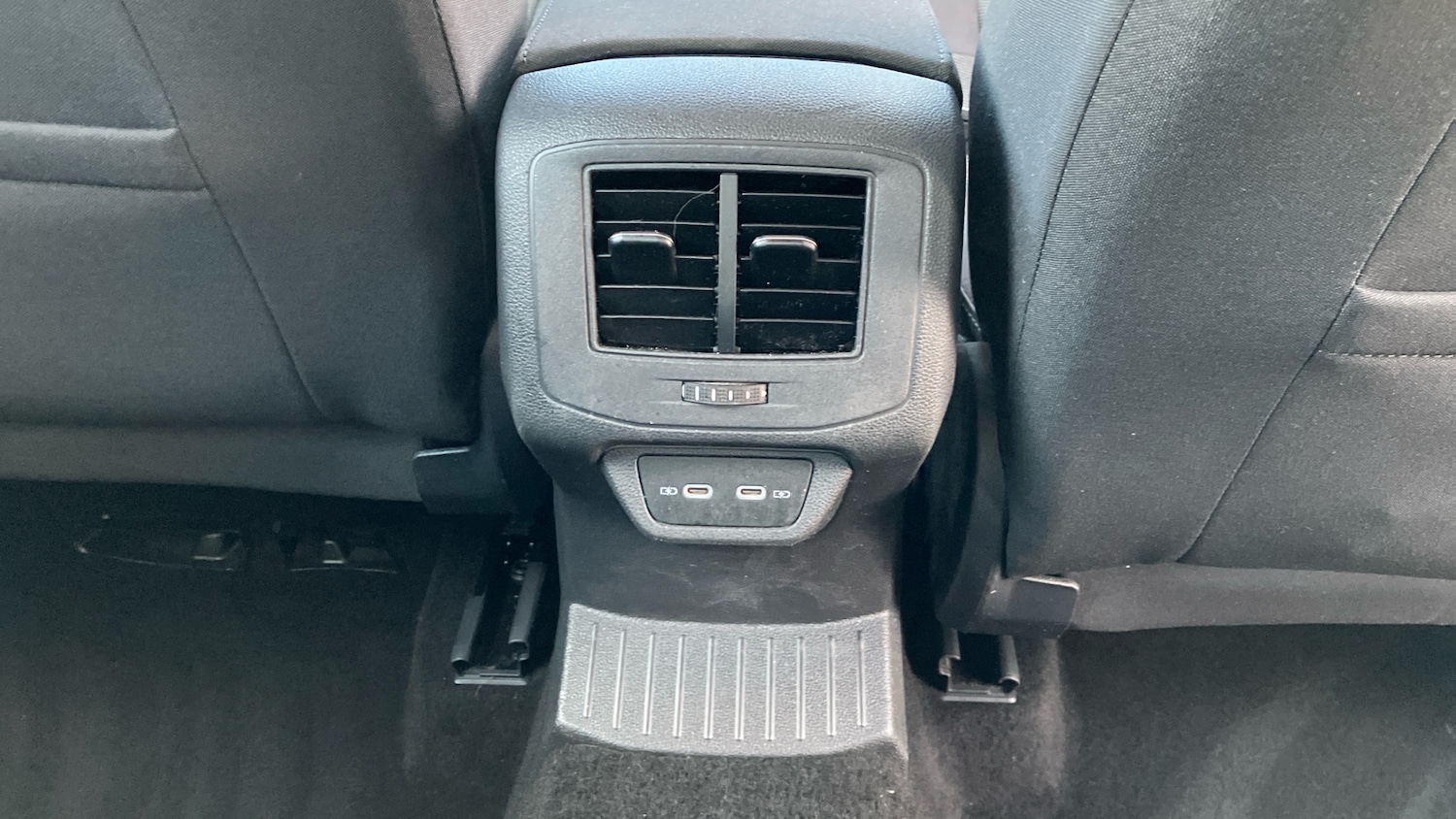 Used Volkswagen T-Roc 2022 for sale - 76971843: Photo 33