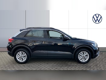 Used Volkswagen T-Roc 2022 for sale - 76971843: Photo
