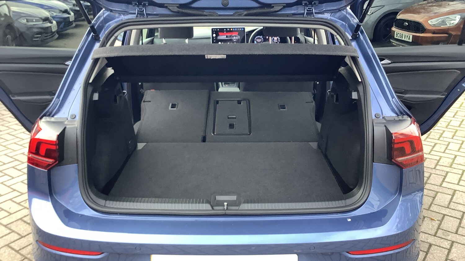 Used Volkswagen Golf 2024 for sale - 76230787: Photo 39