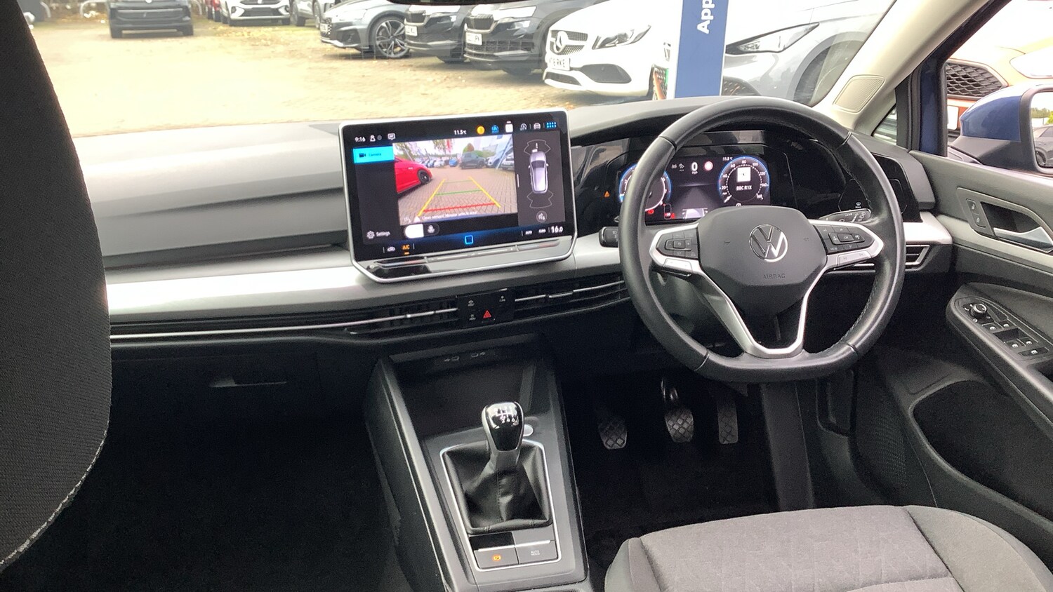 Used Volkswagen Golf 2024 for sale - 76230787: Photo 9