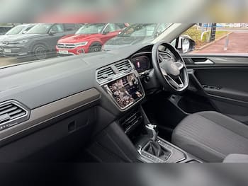 Used Volkswagen Tiguan Allspace 2023 for sale - 79558494: Photo