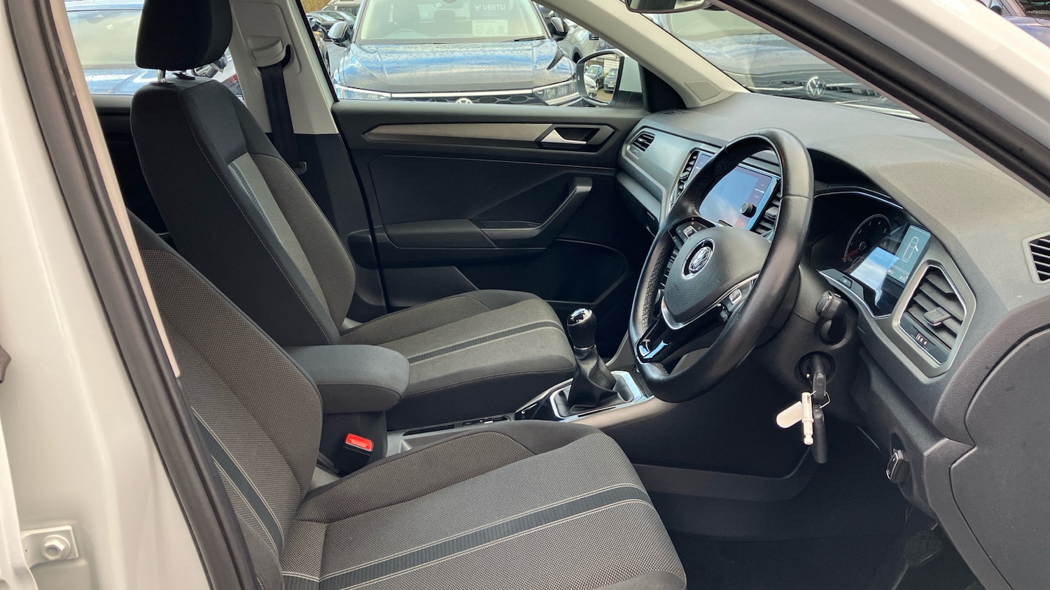 Used Volkswagen T-Roc 2020 for sale - 77061511: Photo 15