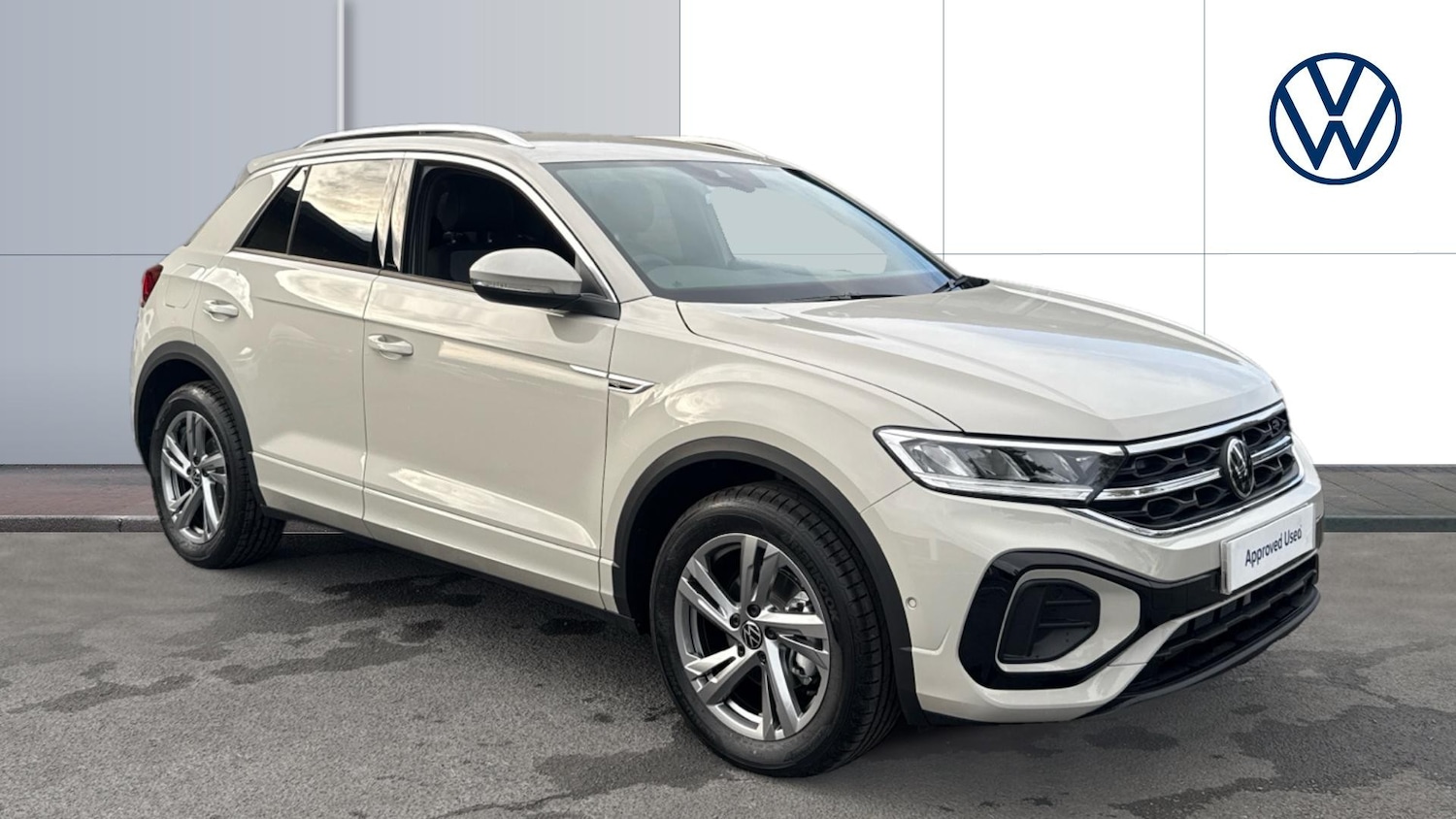 Used Volkswagen T-Roc 2025 for sale - 76063688: Photo 1