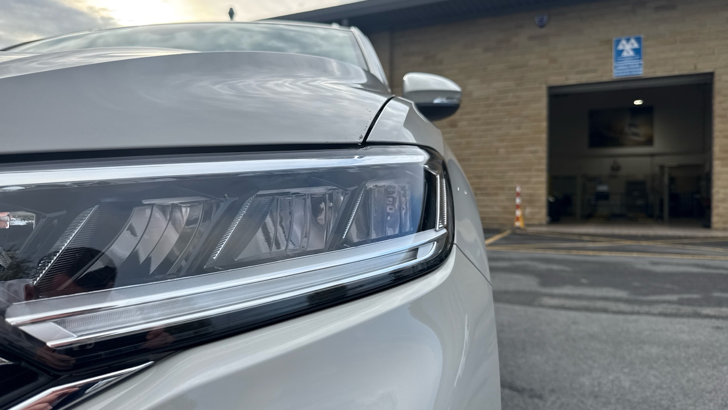 Used Volkswagen T-Roc 2025 for sale - 76063688: Photo 21