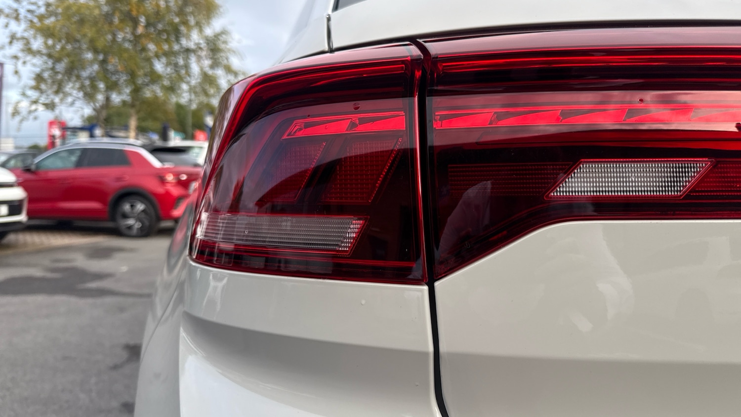 Used Volkswagen T-Roc 2025 for sale - 76063688: Photo 24