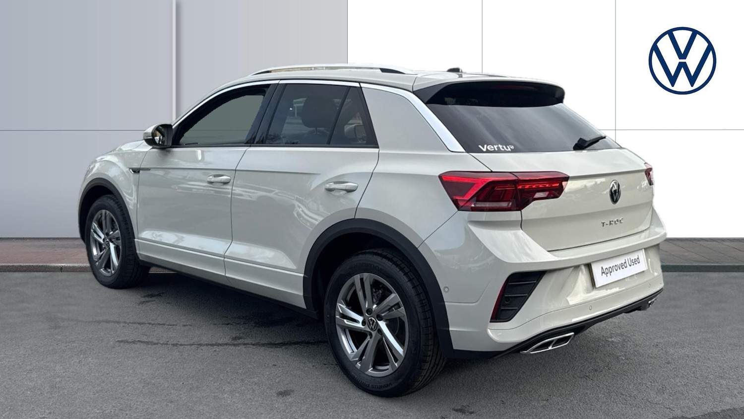 Used Volkswagen T-Roc 2025 for sale - 76063688: Photo 3