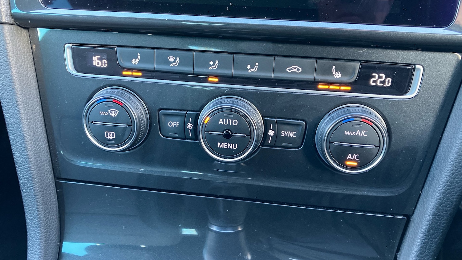 Used Volkswagen Golf 2019 for sale - 76921174: Photo 22