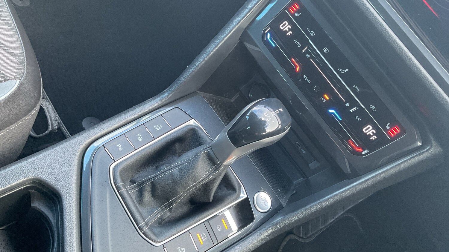 Used Volkswagen Tiguan 2021 for sale - 77717692: Photo 14