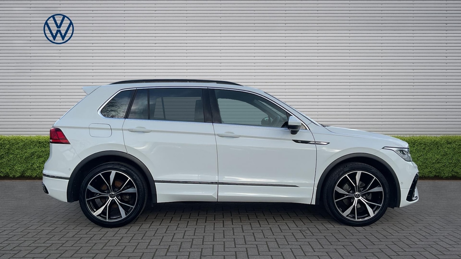 Used Volkswagen Tiguan 2021 for sale - 77717692: Photo 4