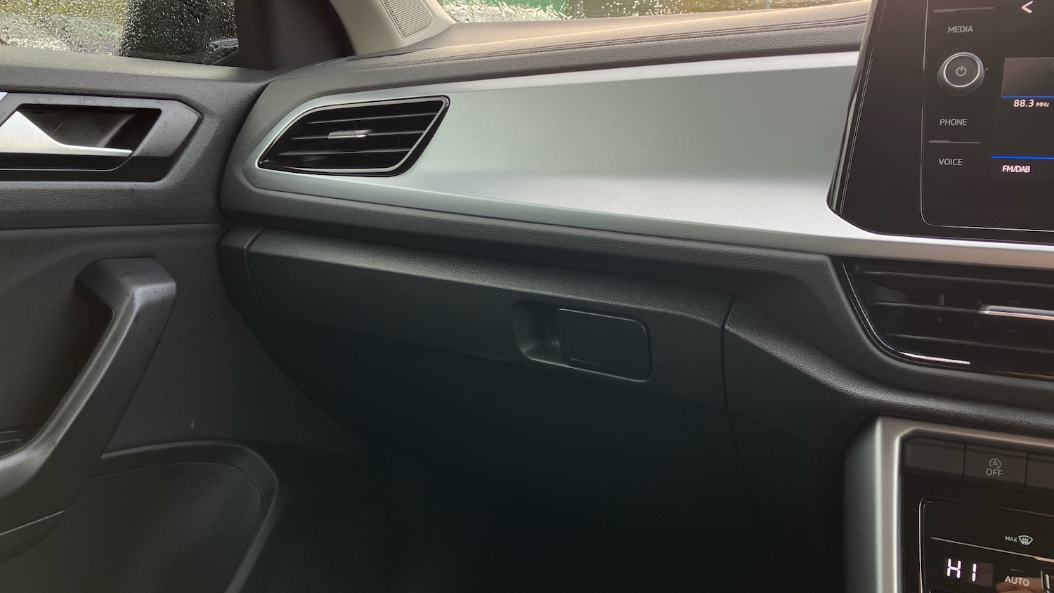 Used Volkswagen T-Roc 2022 for sale - 76393939: Photo 22