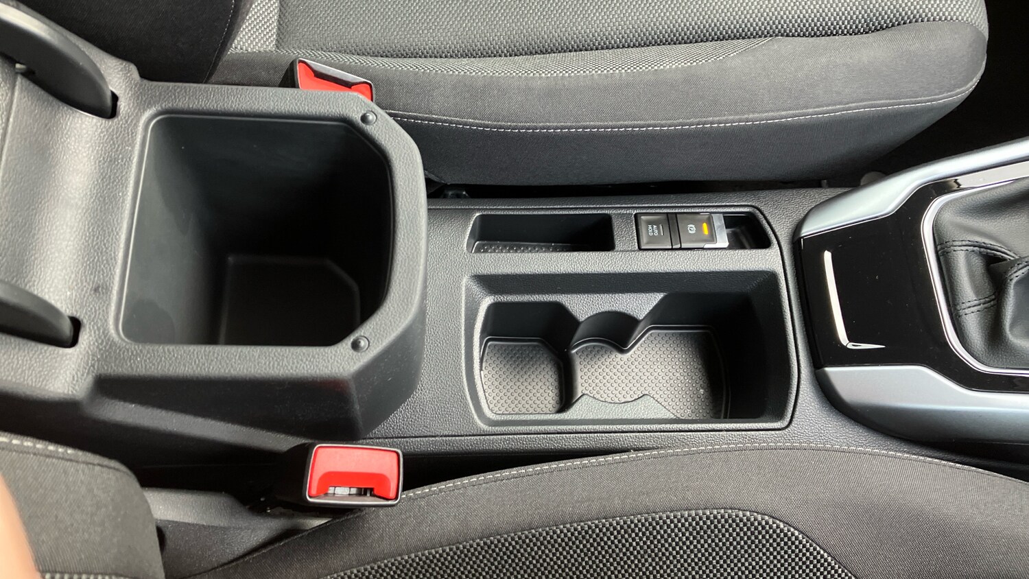 Used Volkswagen T-Roc 2022 for sale - 76393939: Photo 24