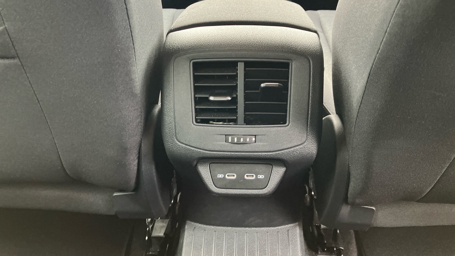 Used Volkswagen T-Roc 2022 for sale - 76393939: Photo 38