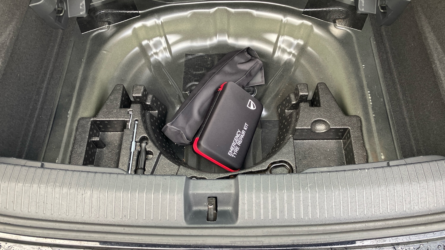 Used Volkswagen T-Roc 2022 for sale - 76393939: Photo 43