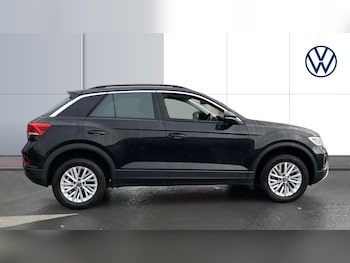 Used Volkswagen T-Roc 2022 for sale - 76393939: Photo