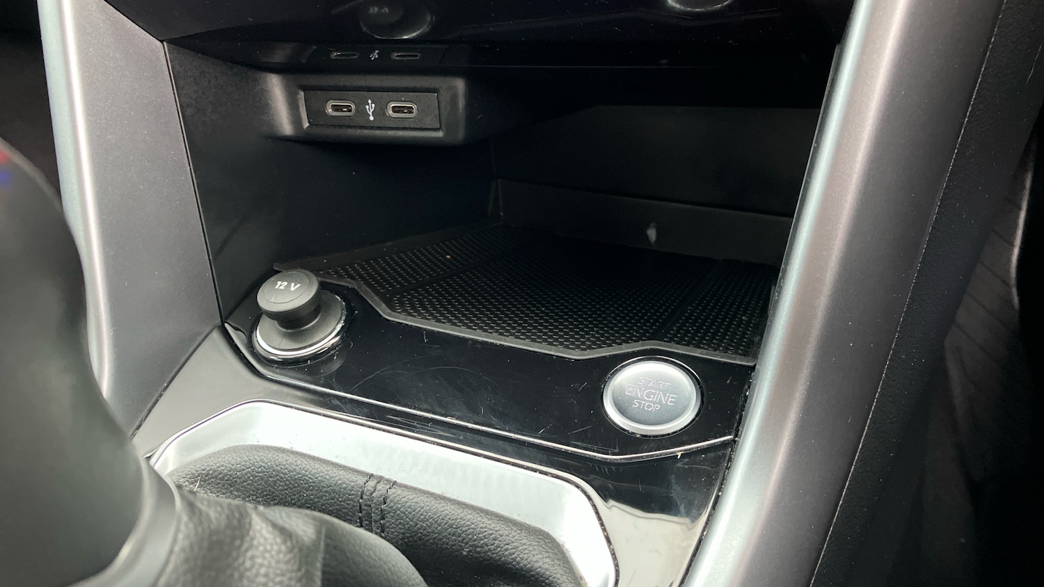 Used Volkswagen T-Roc 2022 for sale - 76219080: Photo 24