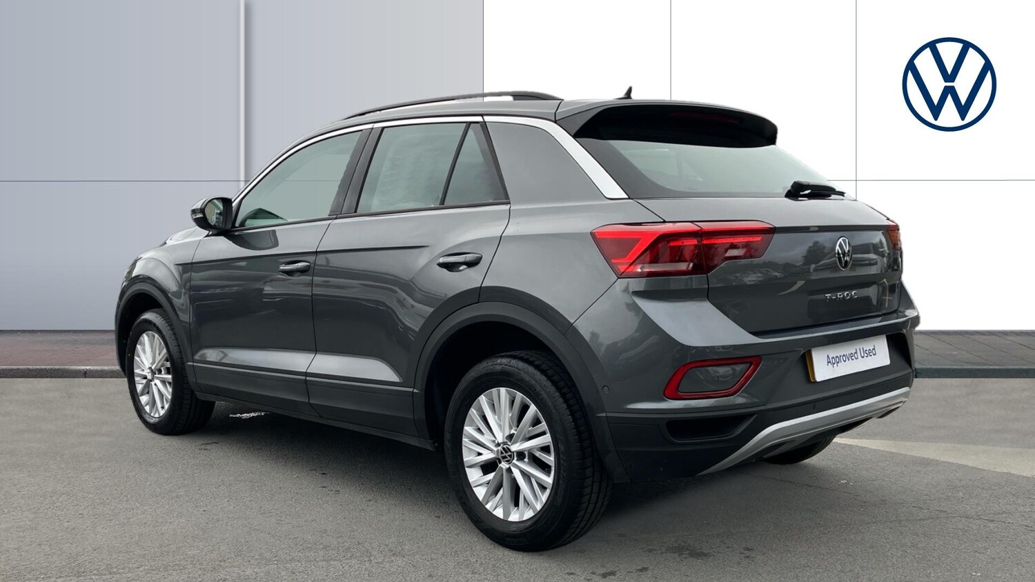 Used Volkswagen T-Roc 2022 for sale - 76219080: Photo 3