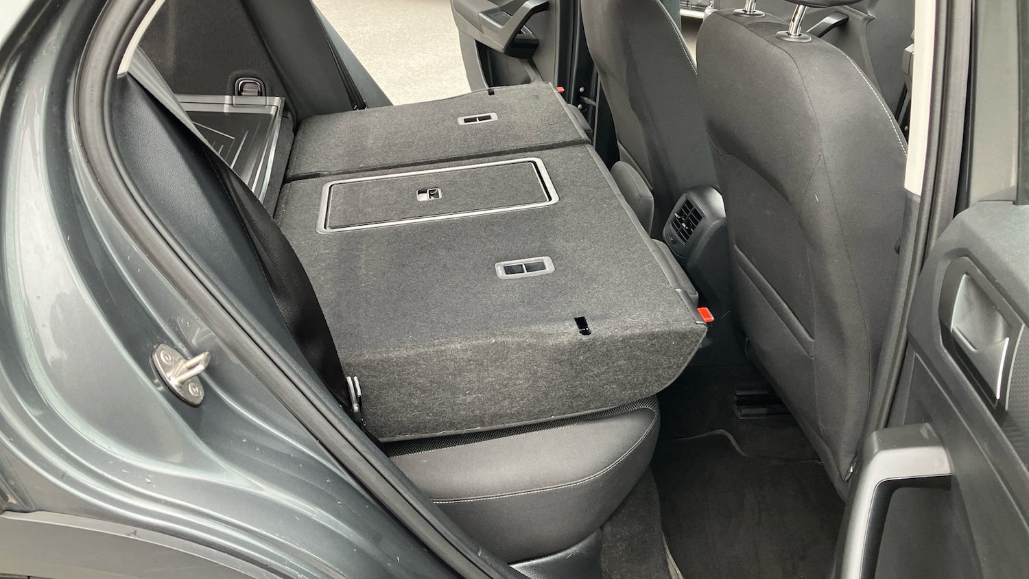 Used Volkswagen T-Roc 2022 for sale - 76219080: Photo 33