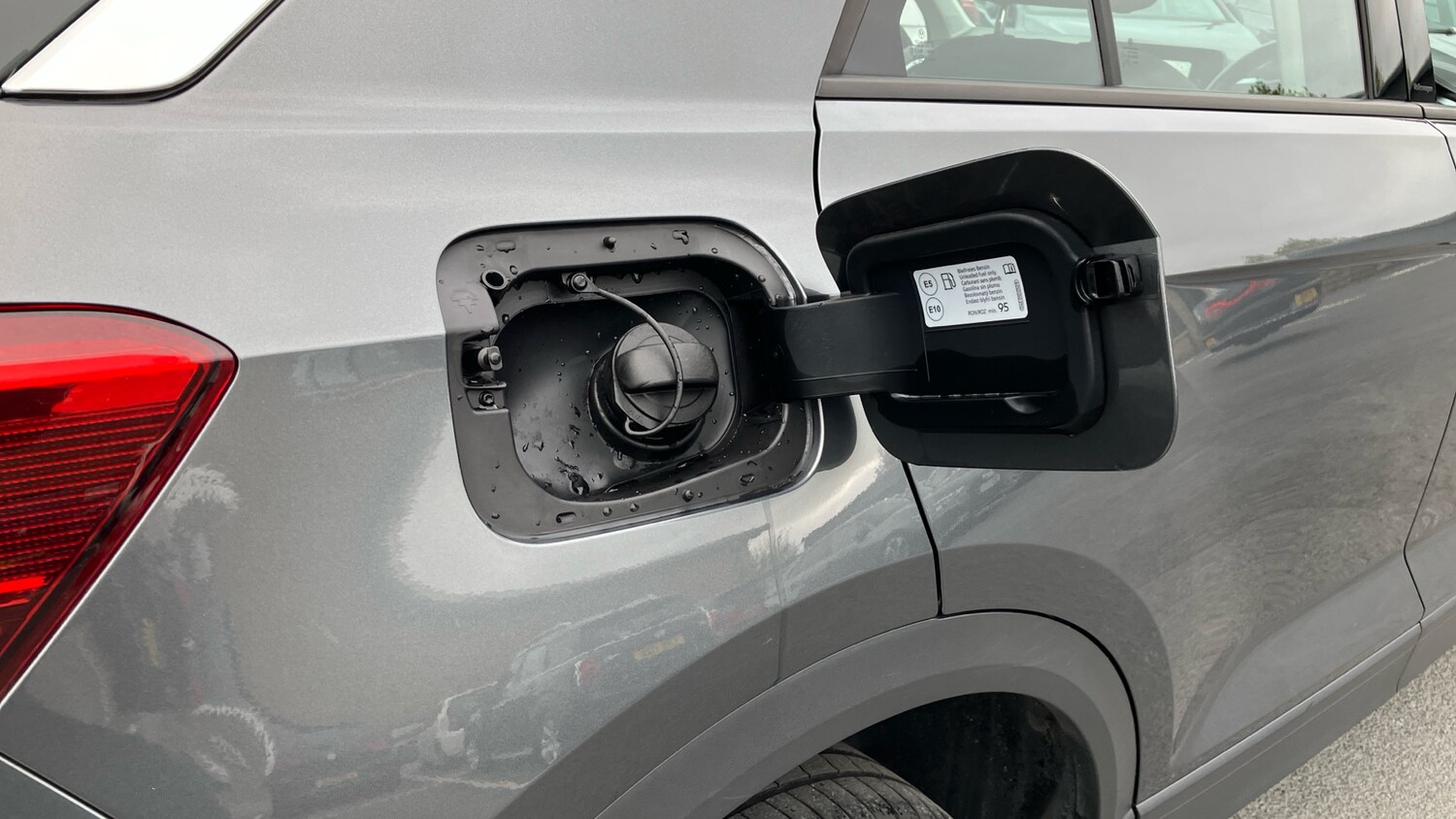 Used Volkswagen T-Roc 2022 for sale - 76219080: Photo 35