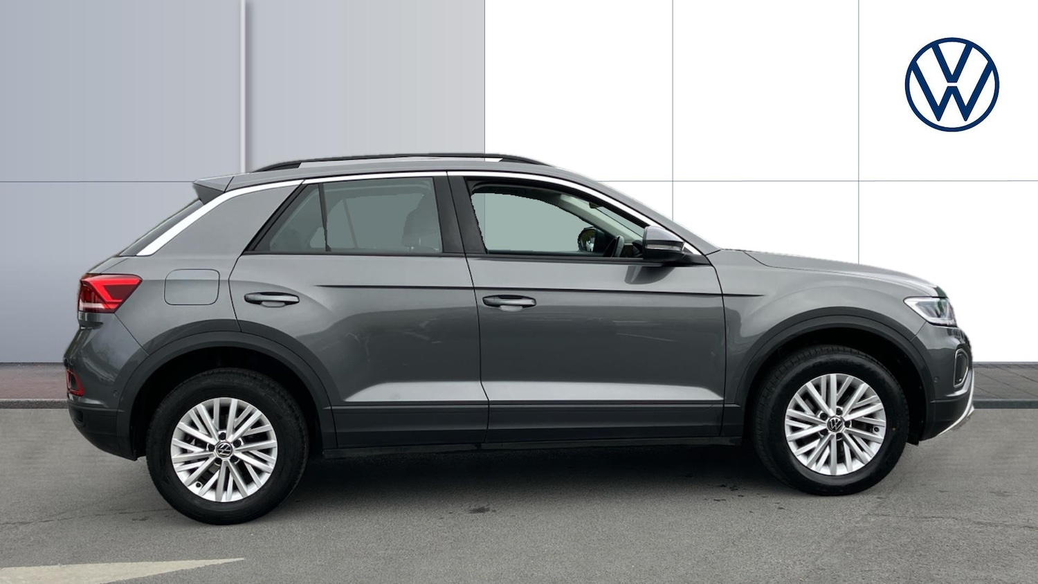 Used Volkswagen T-Roc 2022 for sale - 76219080: Photo 4
