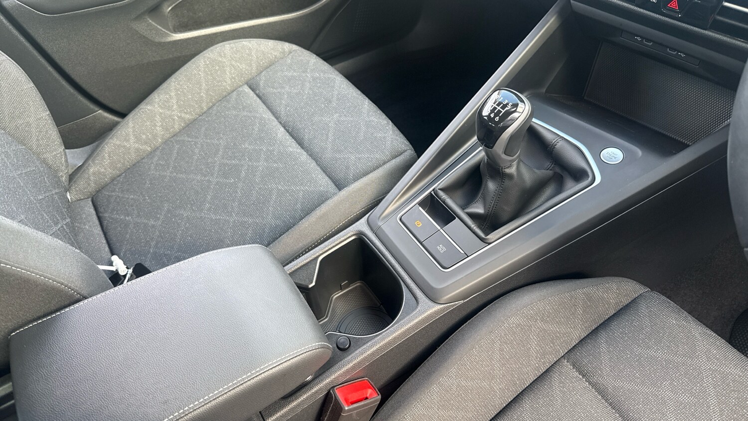 Used Volkswagen Golf 2024 for sale - 76352372: Photo 14