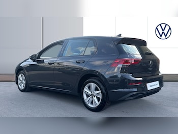 Used Volkswagen Golf 2024 for sale - 76352372: Photo