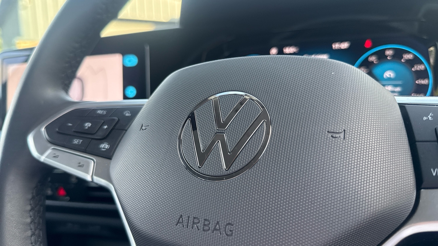 Used Volkswagen Golf 2024 for sale - 76352372: Photo 43