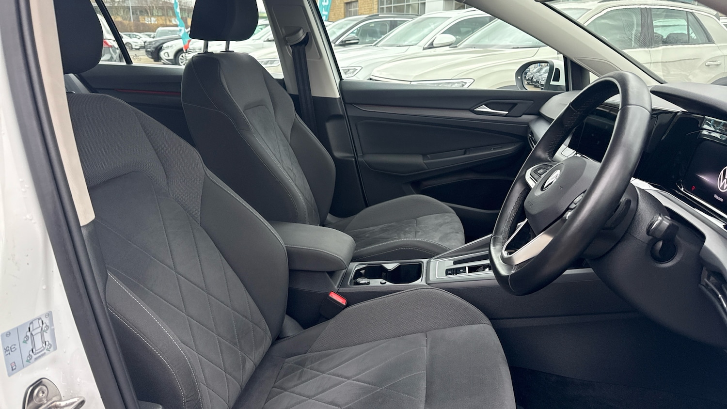 Used Volkswagen Golf 2022 for sale - 77618807: Photo 15