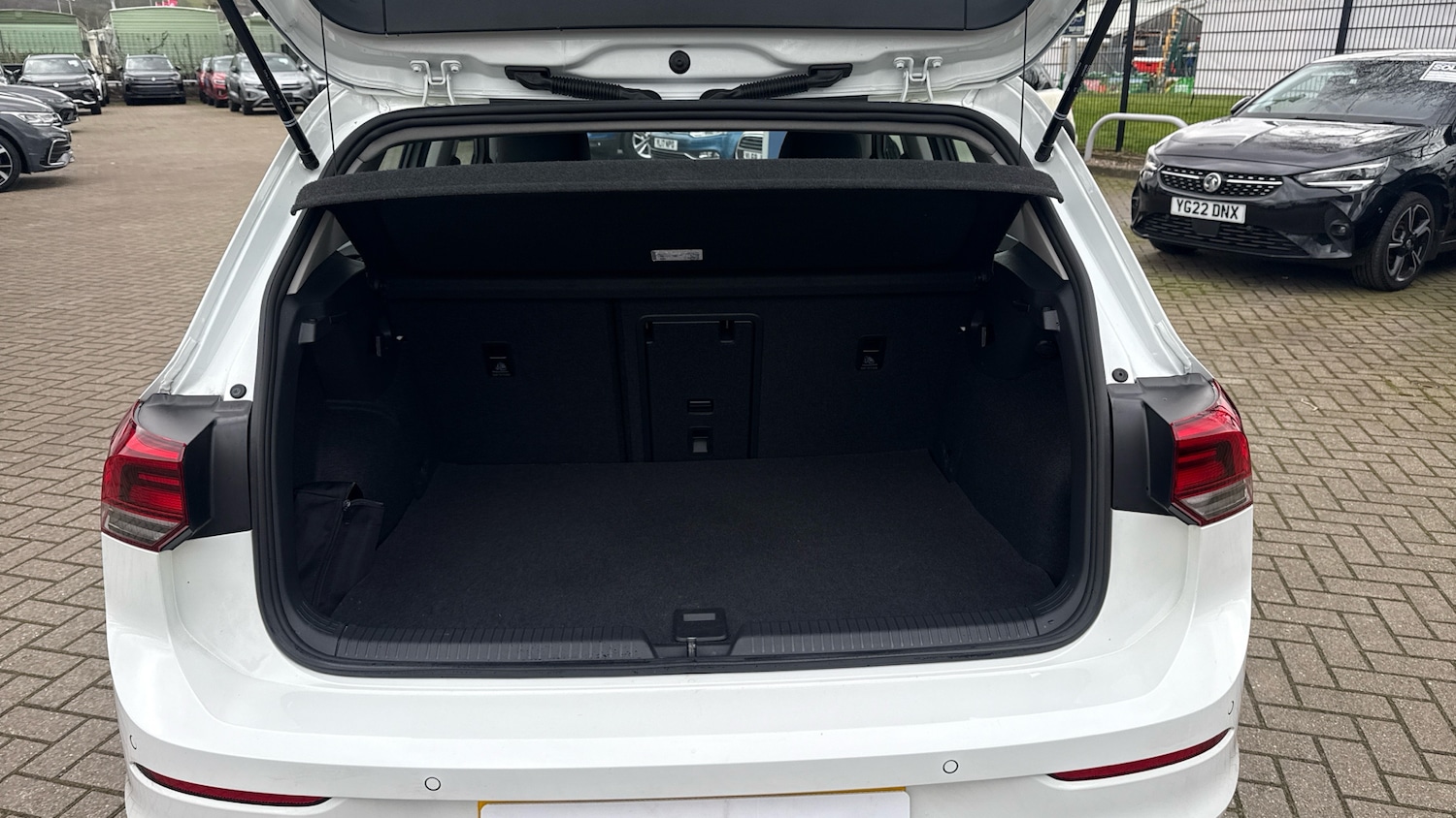 Used Volkswagen Golf 2022 for sale - 77618807: Photo 20