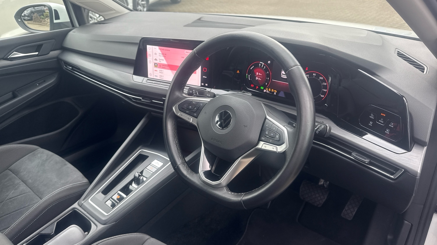 Used Volkswagen Golf 2022 for sale - 77618807: Photo 6