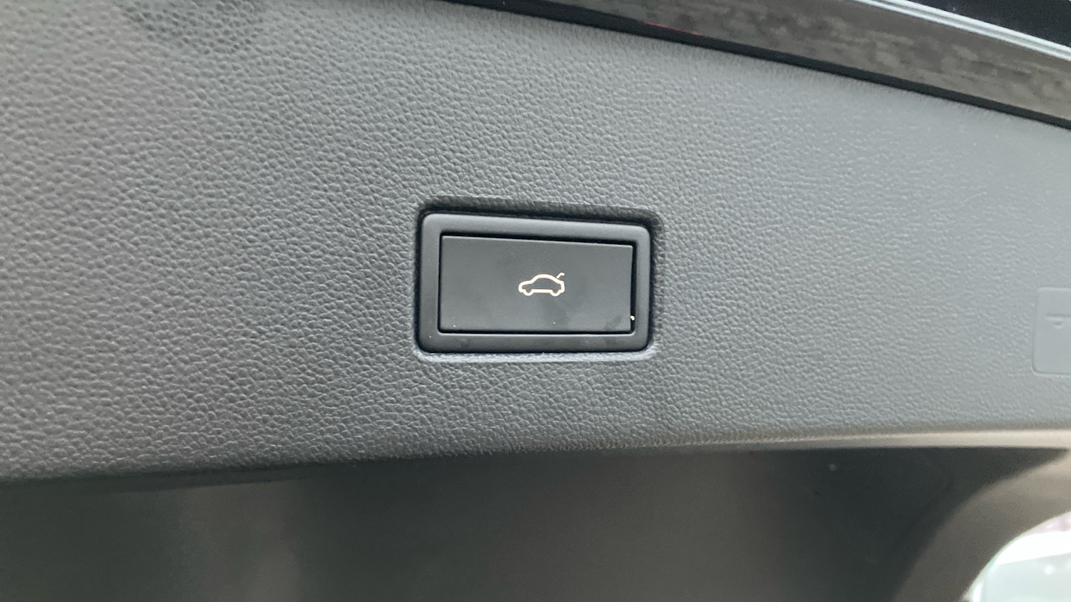 Used Volkswagen T-Roc 2021 for sale - 77044617: Photo 32