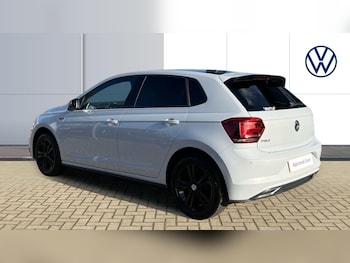Used Volkswagen Polo 2019 for sale - 76393406: Photo