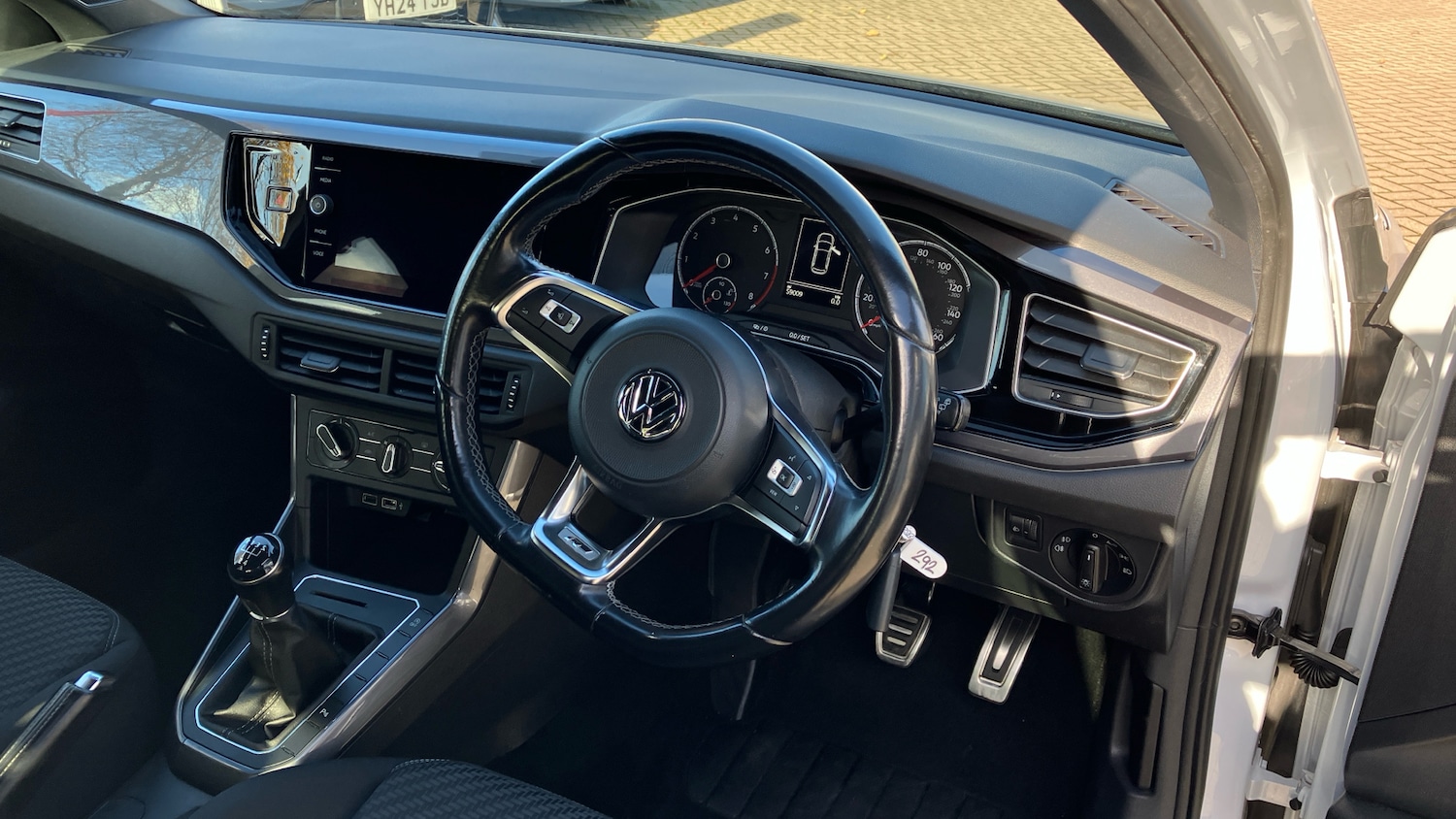 Used Volkswagen Polo 2019 for sale - 76393406: Photo 6