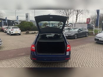 Used Skoda Octavia 2018 for sale - 77431062: Photo