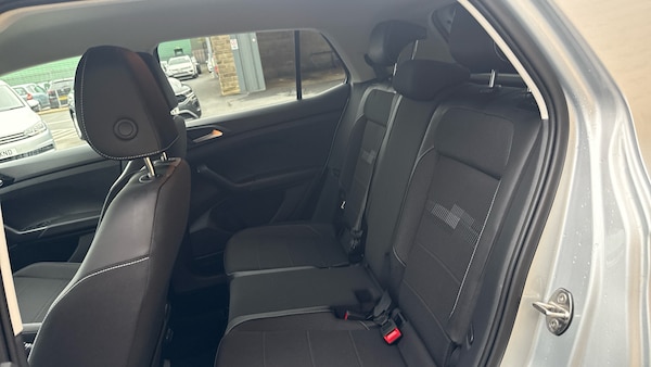 Used Volkswagen T-Cross 2024 for sale - 76322437: Photo 16