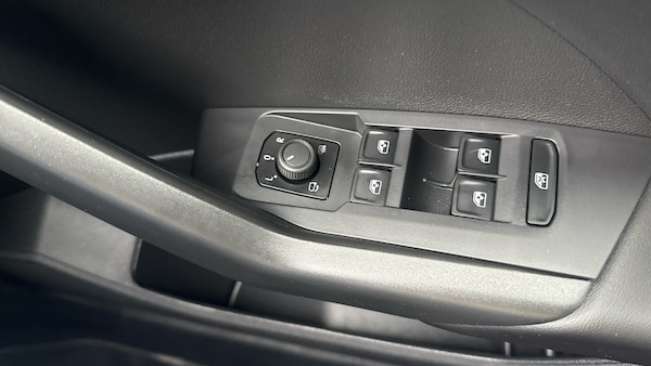 Used Volkswagen T-Cross 2024 for sale - 76322437: Photo 22