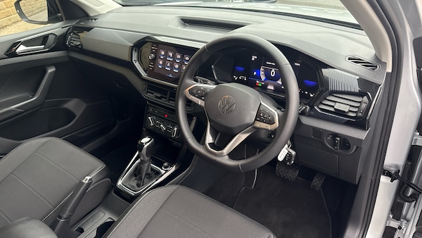 Used Volkswagen T-Cross 2024 for sale - 76322437: Photo 6