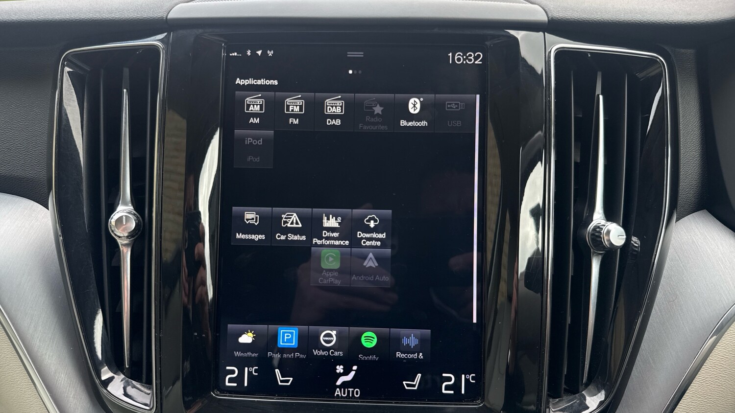 Used Volvo XC60 2018 for sale - 78107234: Photo 45