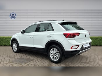 Used Volkswagen T-Roc 2023 for sale - 79488902: Photo