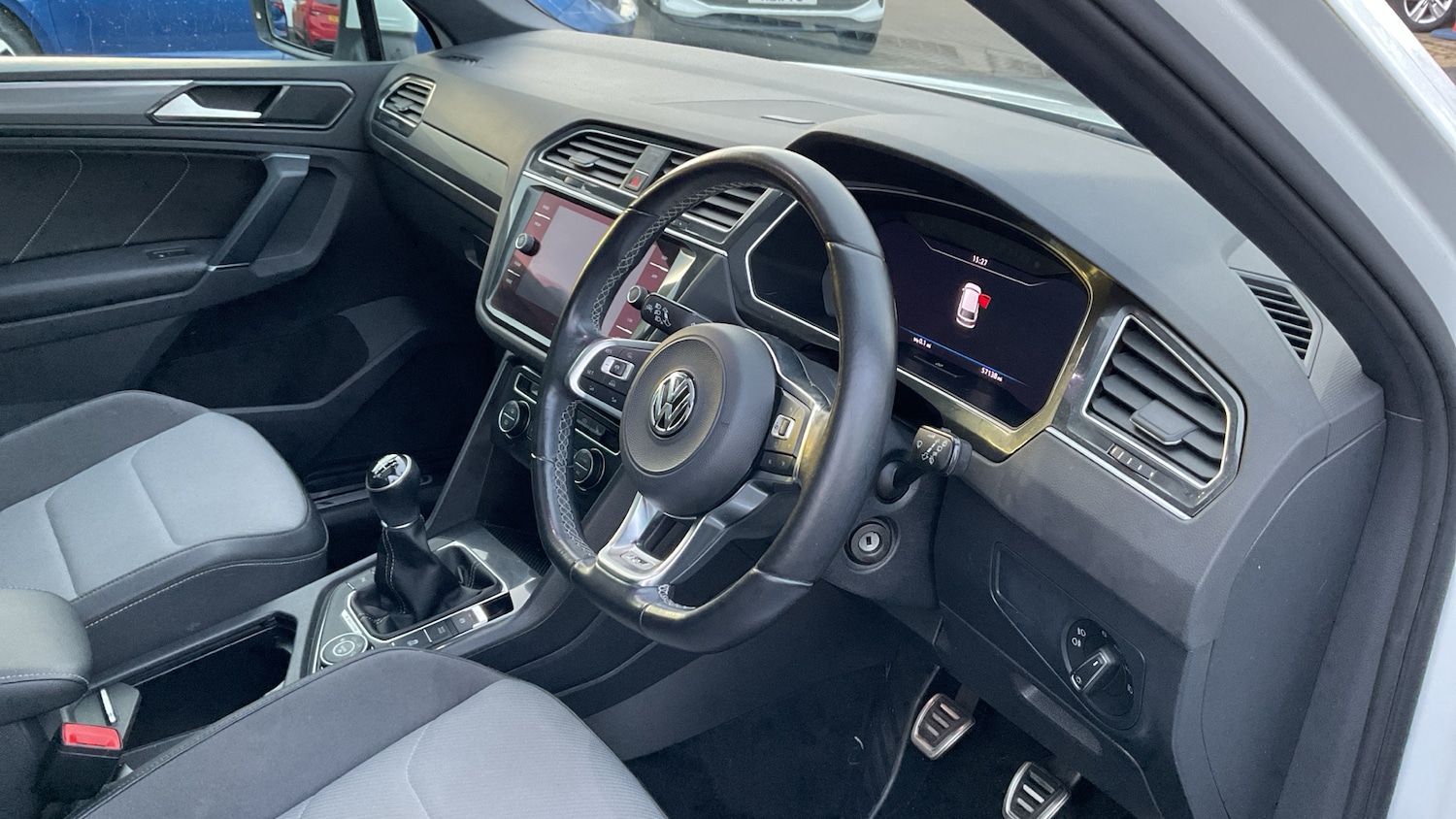 Used Volkswagen Tiguan 2017 for sale - 77381461: Photo 6