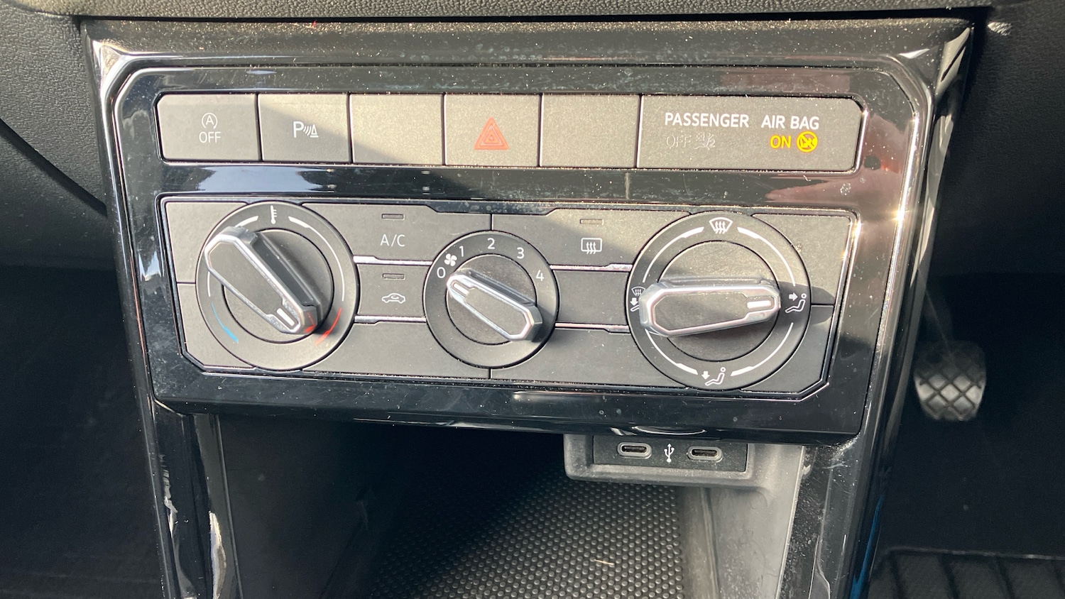 Used Volkswagen T-Cross 2022 for sale - 76414934: Photo 13