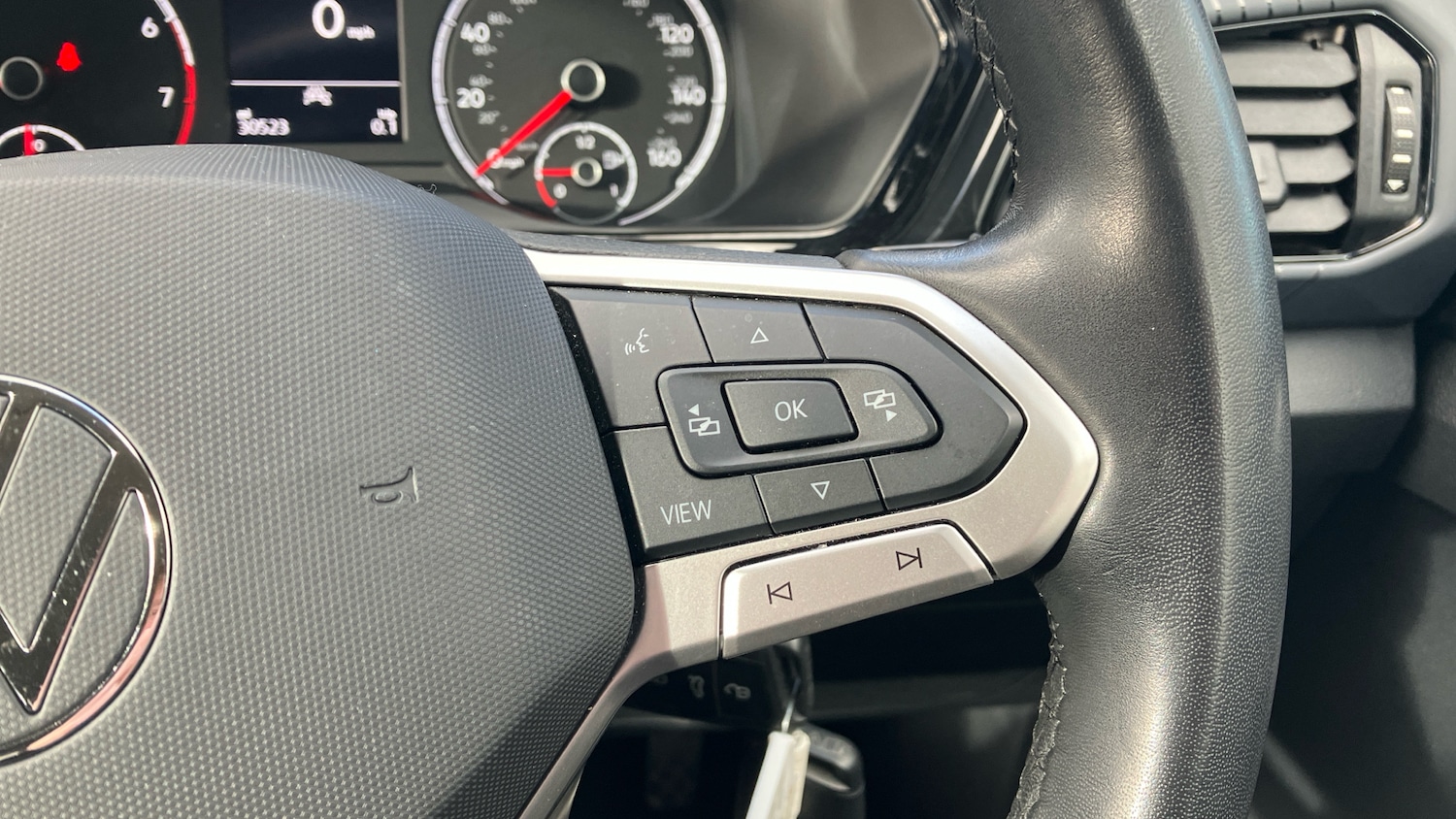 Used Volkswagen T-Cross 2022 for sale - 76414934: Photo 18