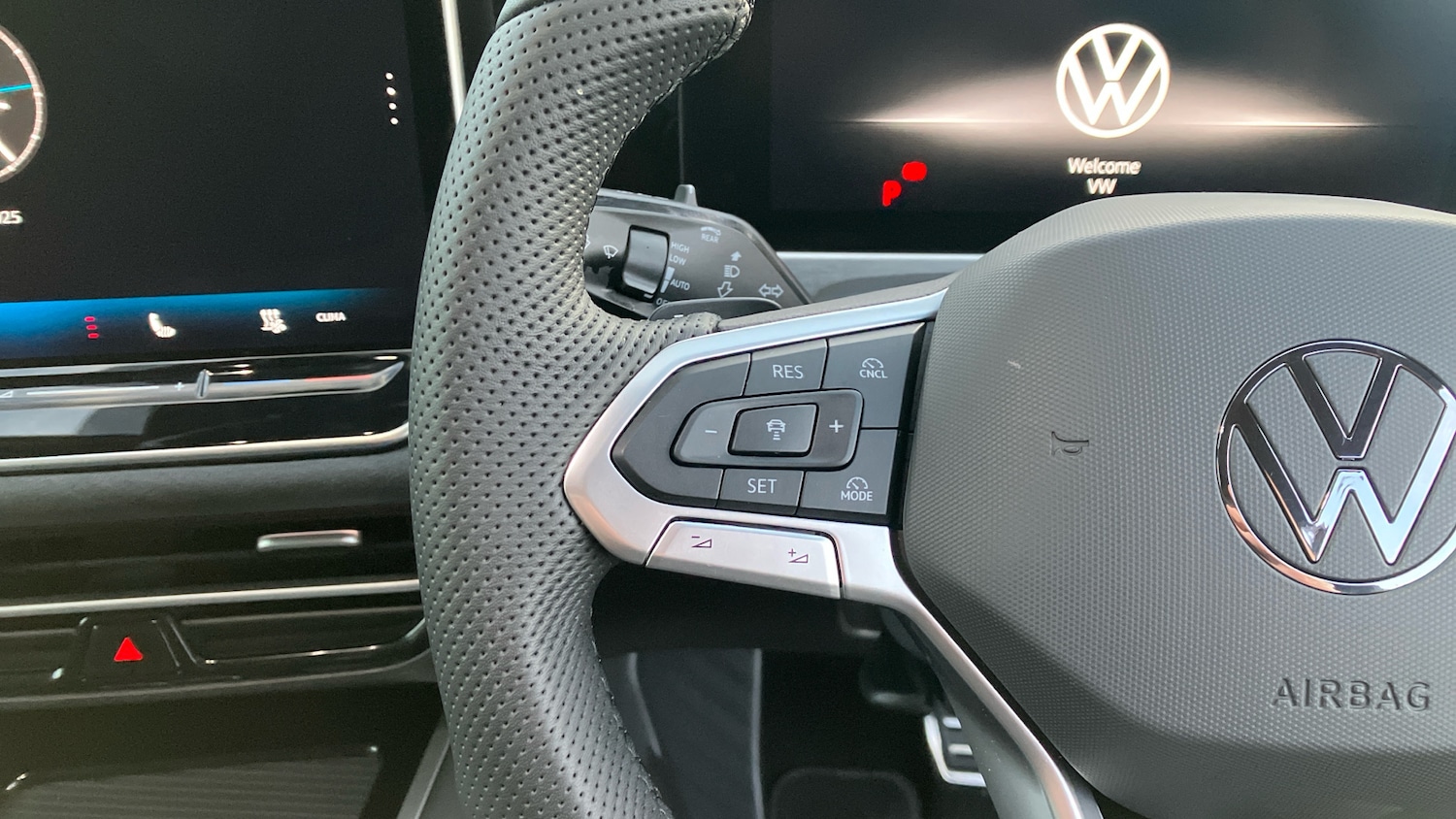 Used Volkswagen Passat 2025 for sale - 77076958: Photo 17